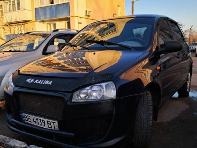 Синій ВАЗ 1119 Калина, об'ємом двигуна 0 л та пробігом 140 тис. км за 2000 $, фото 1 на Automoto.ua