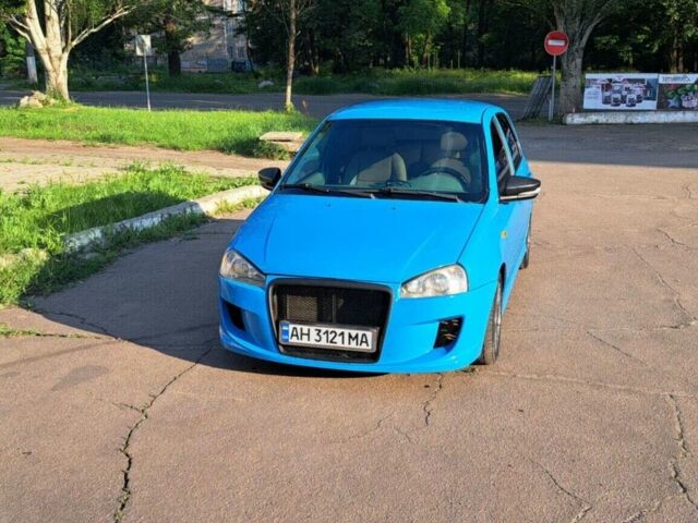 Синий ВАЗ 1119 Калина, объемом двигателя 1.4 л и пробегом 200 тыс. км за 3500 $, фото 1 на Automoto.ua