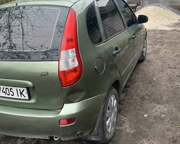 Зелений ВАЗ 1119 Калина, об'ємом двигуна 1.6 л та пробігом 140 тис. км за 2500 $, фото 1 на Automoto.ua