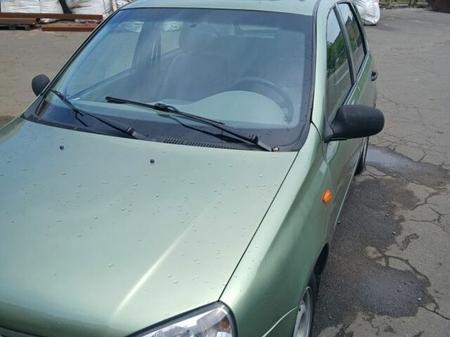 Зелений ВАЗ 1119 Калина, об'ємом двигуна 1.6 л та пробігом 99 тис. км за 2000 $, фото 1 на Automoto.ua