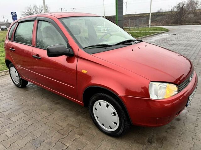 Красный ВАЗ 1119 Kalina Sport, объемом двигателя 1.4 л и пробегом 30 тыс. км за 3700 $, фото 1 на Automoto.ua