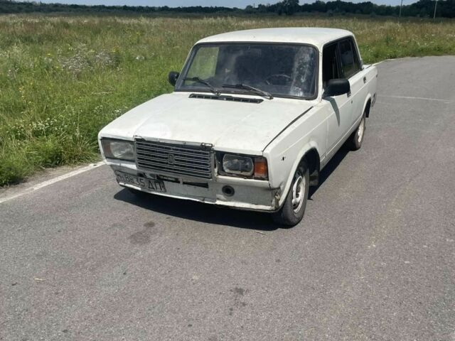 Белый ВАЗ 2101, объемом двигателя 0 л и пробегом 500 тыс. км за 538 $, фото 1 на Automoto.ua