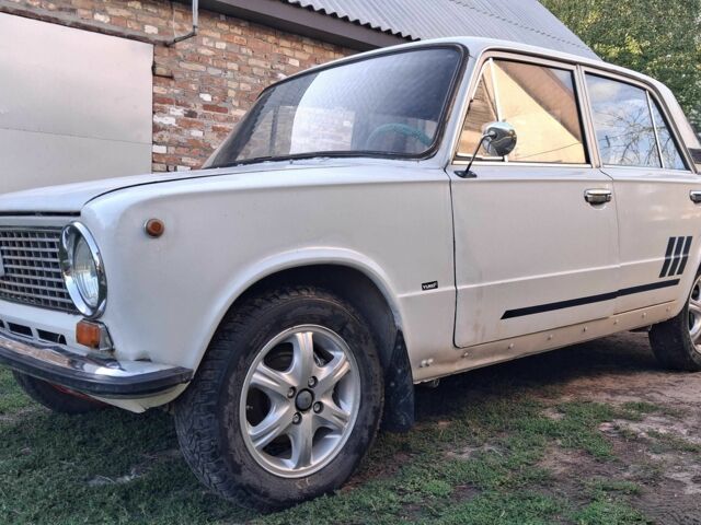 Белый ВАЗ 2101, объемом двигателя 0 л и пробегом 9 тыс. км за 400 $, фото 1 на Automoto.ua