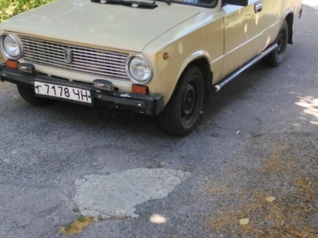 Белый ВАЗ 2101, объемом двигателя 0 л и пробегом 1000 тыс. км за 403 $, фото 1 на Automoto.ua