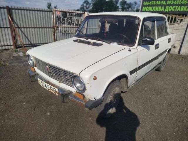 Белый ВАЗ 2101, объемом двигателя 0 л и пробегом 250 тыс. км за 310 $, фото 1 на Automoto.ua
