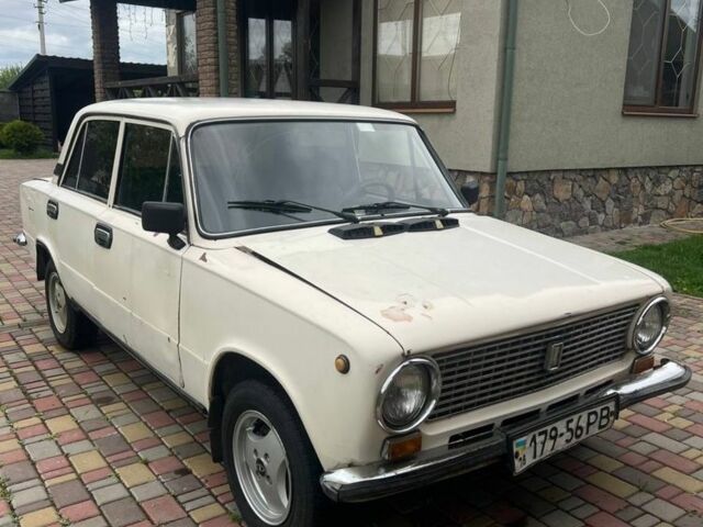 Белый ВАЗ 2101, объемом двигателя 0 л и пробегом 30 тыс. км за 600 $, фото 1 на Automoto.ua
