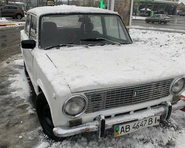 Белый ВАЗ 2101, объемом двигателя 1.5 л и пробегом 400 тыс. км за 600 $, фото 1 на Automoto.ua
