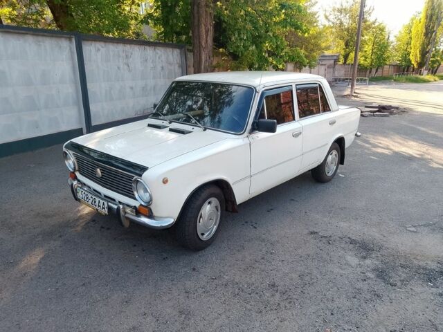 Белый ВАЗ 2101, объемом двигателя 0 л и пробегом 100 тыс. км за 640 $, фото 1 на Automoto.ua