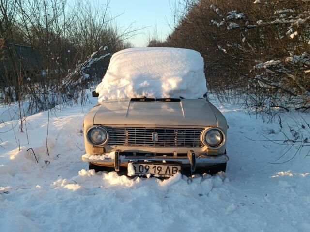 Білий ВАЗ 2101, об'ємом двигуна 1 л та пробігом 2 тис. км за 139 $, фото 1 на Automoto.ua