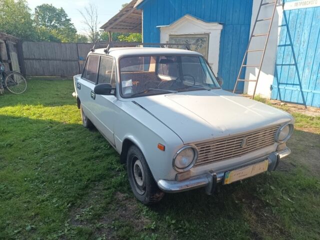 Белый ВАЗ 2101, объемом двигателя 1.2 л и пробегом 130 тыс. км за 857 $, фото 1 на Automoto.ua
