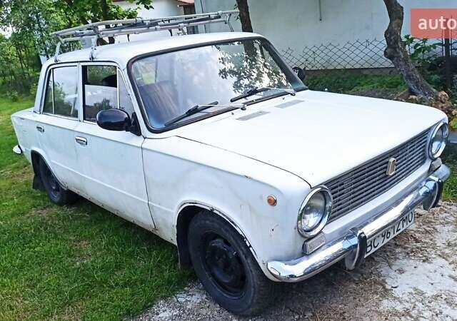 Білий ВАЗ 2101, об'ємом двигуна 1.2 л та пробігом 65 тис. км за 500 $, фото 1 на Automoto.ua