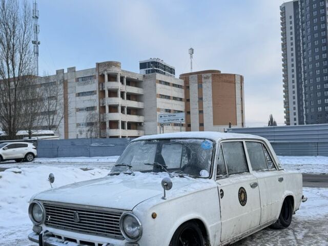 Белый ВАЗ 2101, объемом двигателя 1.5 л и пробегом 111 тыс. км за 945 $, фото 1 на Automoto.ua