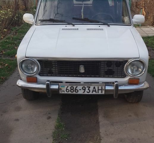Белый ВАЗ 2101, объемом двигателя 0 л и пробегом 70 тыс. км за 592 $, фото 1 на Automoto.ua