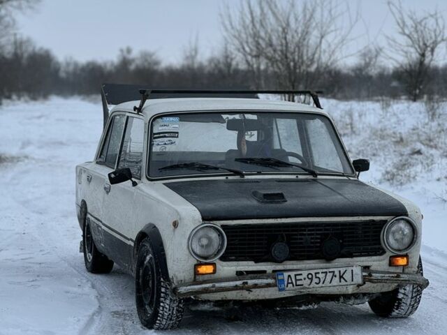 Белый ВАЗ 2101, объемом двигателя 1.6 л и пробегом 777 тыс. км за 800 $, фото 1 на Automoto.ua