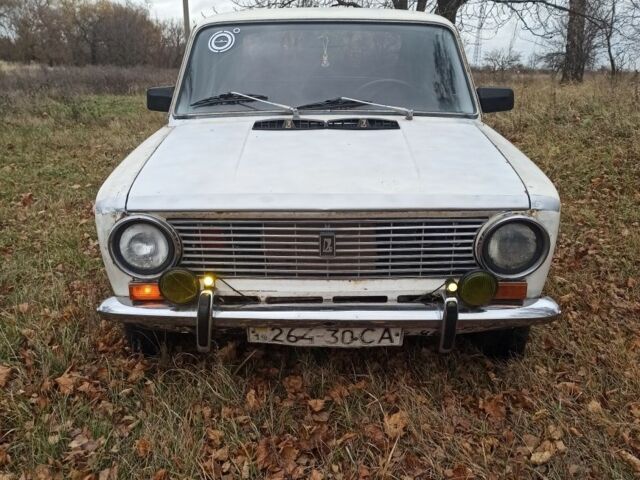 Белый ВАЗ 2101, объемом двигателя 1 л и пробегом 54 тыс. км за 350 $, фото 1 на Automoto.ua