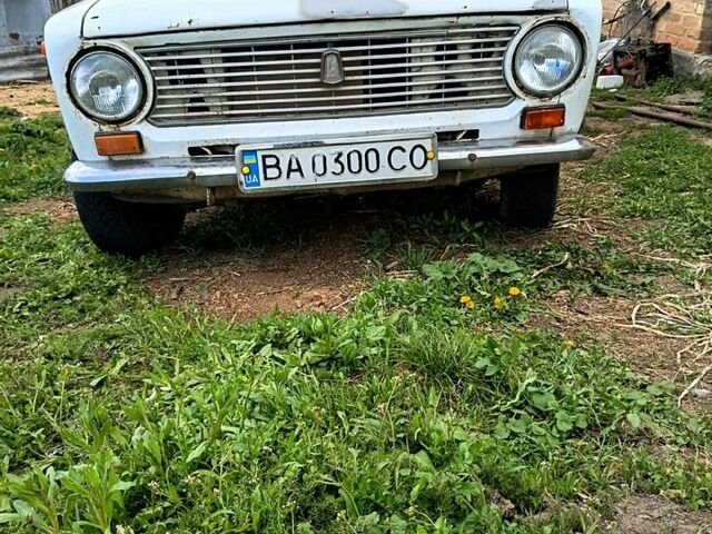 Белый ВАЗ 2101, объемом двигателя 1.2 л и пробегом 150 тыс. км за 600 $, фото 1 на Automoto.ua
