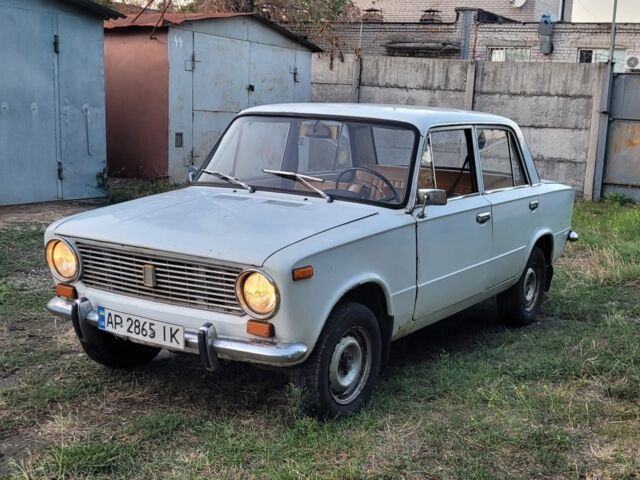 Белый ВАЗ 2101, объемом двигателя 1.2 л и пробегом 100 тыс. км за 900 $, фото 1 на Automoto.ua