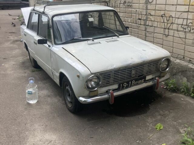 Белый ВАЗ 2101, объемом двигателя 1.3 л и пробегом 88 тыс. км за 304 $, фото 1 на Automoto.ua