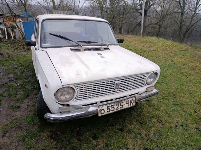 Белый ВАЗ 2101, объемом двигателя 1.3 л и пробегом 500 тыс. км за 214 $, фото 1 на Automoto.ua