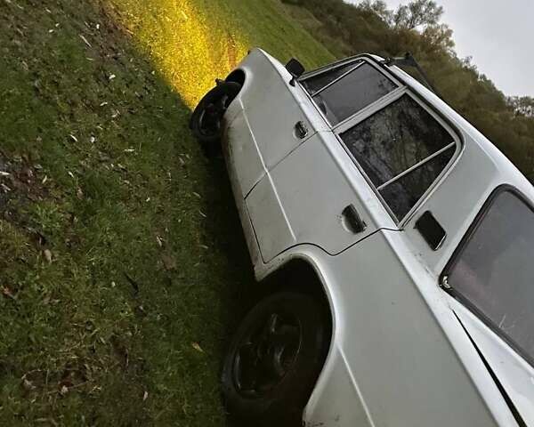 Белый ВАЗ 2101, объемом двигателя 1.3 л и пробегом 456 тыс. км за 298 $, фото 1 на Automoto.ua