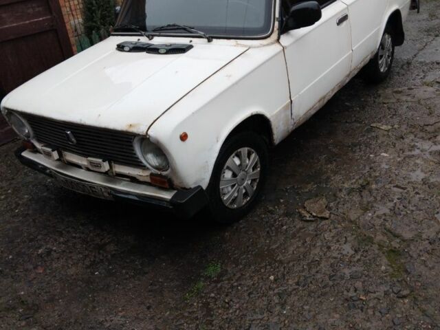 Белый ВАЗ 2101, объемом двигателя 0 л и пробегом 100 тыс. км за 346 $, фото 1 на Automoto.ua