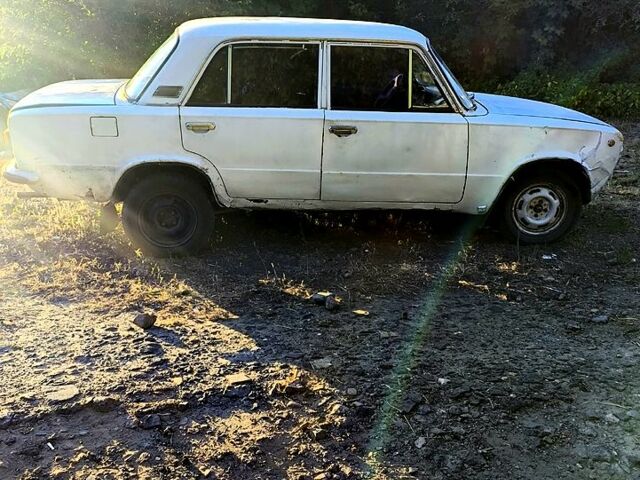 Белый ВАЗ 2101, объемом двигателя 1.3 л и пробегом 85 тыс. км за 240 $, фото 1 на Automoto.ua