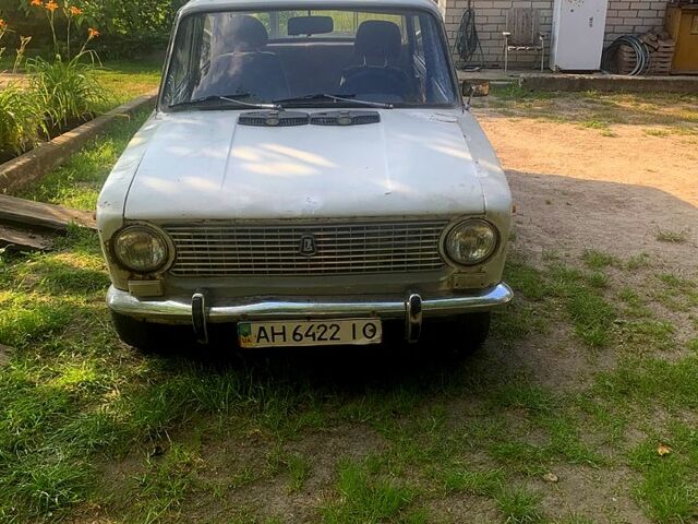 Белый ВАЗ 2101, объемом двигателя 1.2 л и пробегом 365 тыс. км за 360 $, фото 1 на Automoto.ua