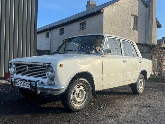 Белый ВАЗ 2101, объемом двигателя 1.3 л и пробегом 75 тыс. км за 393 $, фото 1 на Automoto.ua