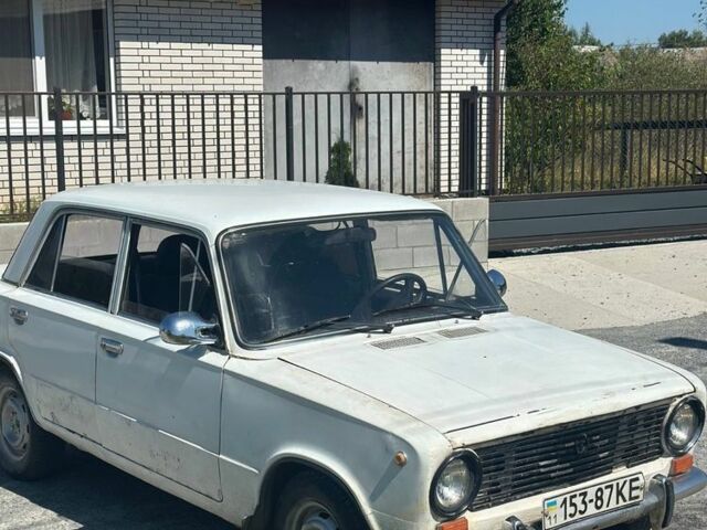 Белый ВАЗ 2101, объемом двигателя 1.3 л и пробегом 777 тыс. км за 235 $, фото 1 на Automoto.ua