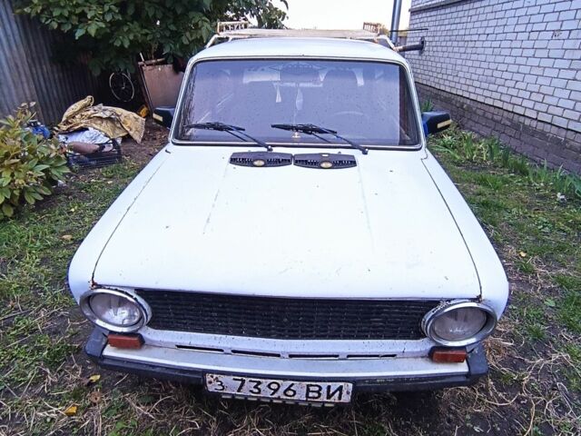 Белый ВАЗ 2101, объемом двигателя 1.3 л и пробегом 400 тыс. км за 400 $, фото 1 на Automoto.ua