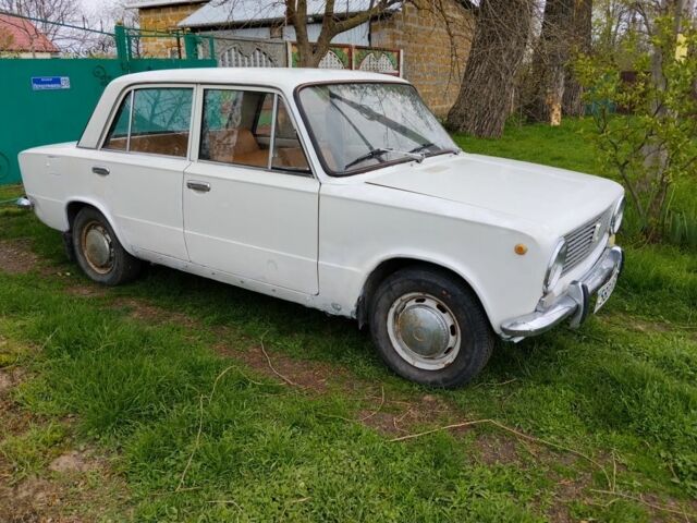 Белый ВАЗ 2101, объемом двигателя 1.3 л и пробегом 640 тыс. км за 350 $, фото 1 на Automoto.ua