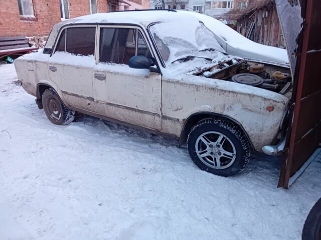 Белый ВАЗ 2101, объемом двигателя 1.2 л и пробегом 636 тыс. км за 285 $, фото 1 на Automoto.ua