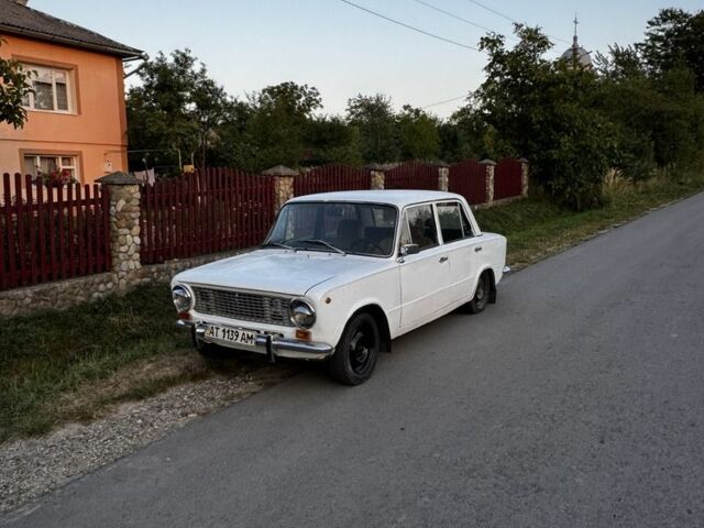 Белый ВАЗ 2101, объемом двигателя 0 л и пробегом 52 тыс. км за 350 $, фото 1 на Automoto.ua