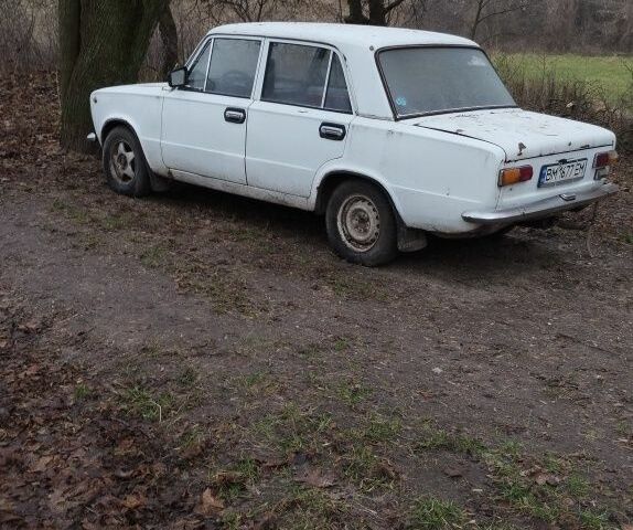 Белый ВАЗ 2101, объемом двигателя 1.2 л и пробегом 1000 тыс. км за 550 $, фото 1 на Automoto.ua