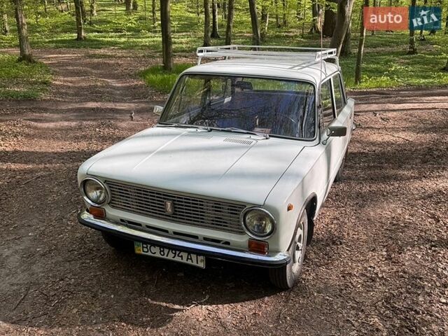 Белый ВАЗ 2101, объемом двигателя 0 л и пробегом 270 тыс. км за 1000 $, фото 1 на Automoto.ua
