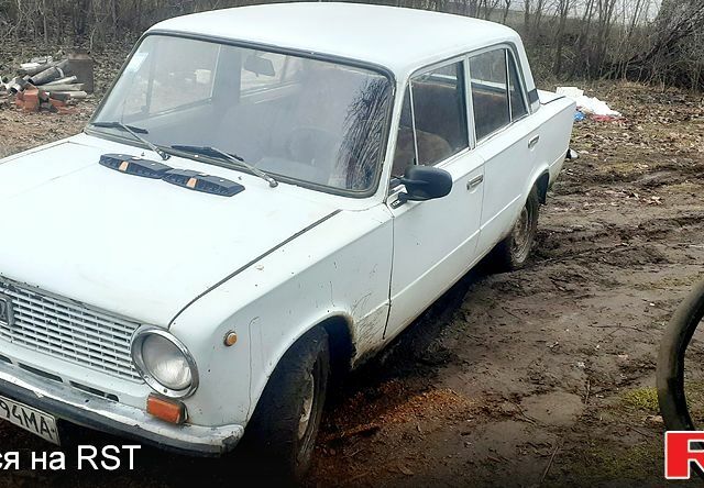 Белый ВАЗ 2101, объемом двигателя 13 л и пробегом 0 тыс. км за 385 $, фото 1 на Automoto.ua