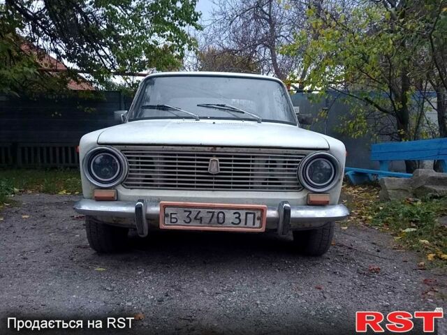 Білий ВАЗ 2101, об'ємом двигуна 1.3 л та пробігом 300 тис. км за 460 $, фото 1 на Automoto.ua