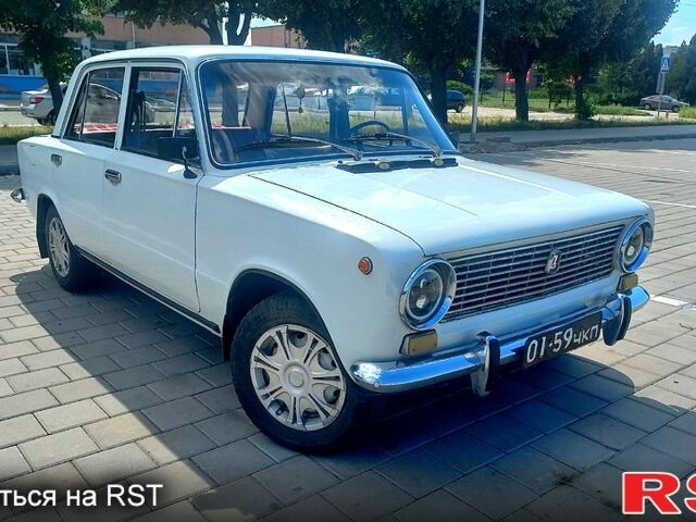 Белый ВАЗ 2101, объемом двигателя 1.3 л и пробегом 84 тыс. км за 1000 $, фото 1 на Automoto.ua