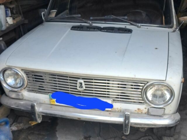 Белый ВАЗ 2101, объемом двигателя 1 л и пробегом 150 тыс. км за 450 $, фото 1 на Automoto.ua