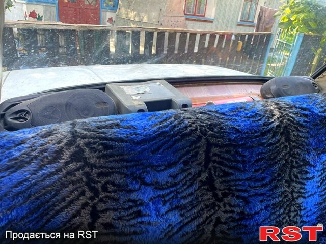 Білий ВАЗ 2101, об'ємом двигуна 1.1 л та пробігом 303 тис. км за 360 $, фото 1 на Automoto.ua