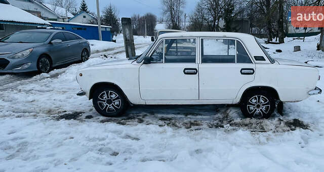 Білий ВАЗ 2101, об'ємом двигуна 1.29 л та пробігом 323 тис. км за 450 $, фото 1 на Automoto.ua