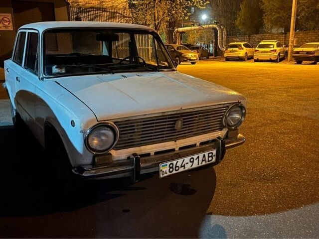 Белый ВАЗ 2101, объемом двигателя 0 л и пробегом 333 тыс. км за 278 $, фото 1 на Automoto.ua