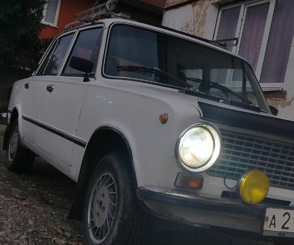Білий ВАЗ 2101, об'ємом двигуна 0 л та пробігом 99 тис. км за 650 $, фото 1 на Automoto.ua