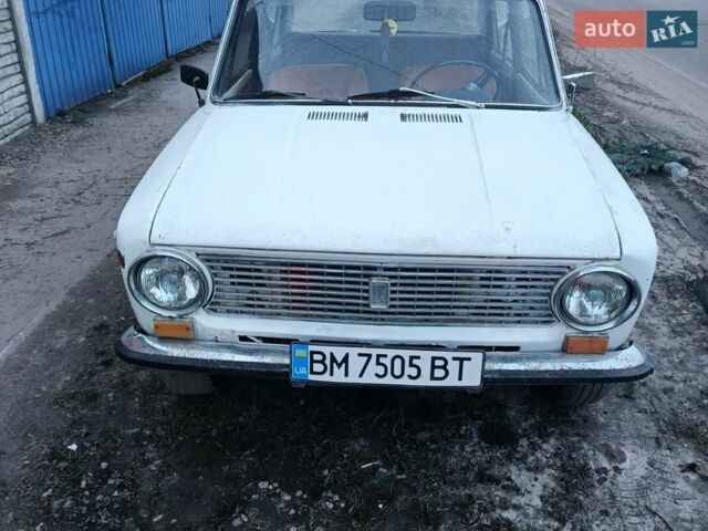Белый ВАЗ 2101, объемом двигателя 1.3 л и пробегом 180 тыс. км за 500 $, фото 1 на Automoto.ua