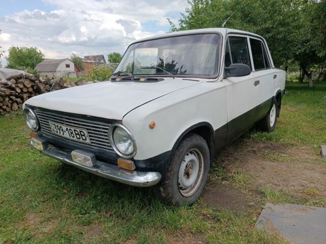 Белый ВАЗ 2101, объемом двигателя 1 л и пробегом 85 тыс. км за 27000 $, фото 1 на Automoto.ua