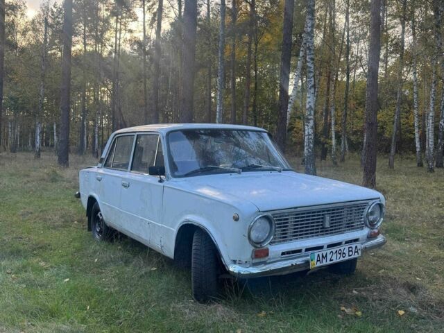 Белый ВАЗ 2101, объемом двигателя 1.6 л и пробегом 102 тыс. км за 313 $, фото 1 на Automoto.ua