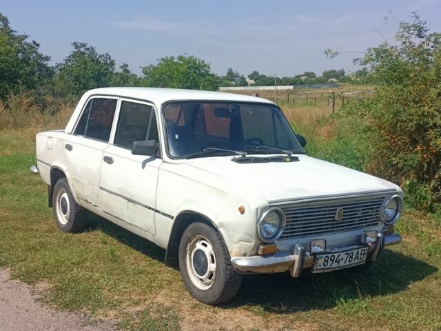 Білий ВАЗ 2101, об'ємом двигуна 0 л та пробігом 300 тис. км за 337 $, фото 1 на Automoto.ua
