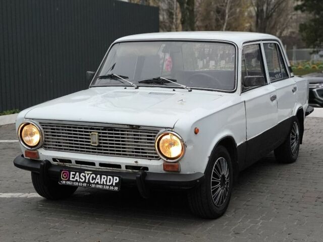 Белый ВАЗ 2101, объемом двигателя 0 л и пробегом 222 тыс. км за 350 $, фото 1 на Automoto.ua