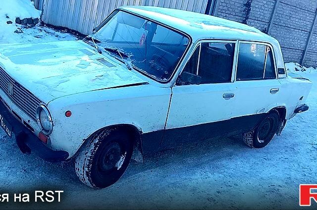 Білий ВАЗ 2101, об'ємом двигуна 1.3 л та пробігом 200 тис. км за 350 $, фото 1 на Automoto.ua