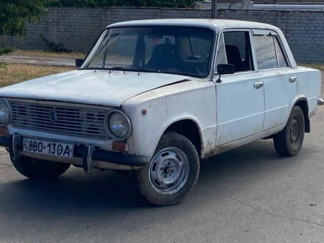 Белый ВАЗ 2101, объемом двигателя 1 л и пробегом 3 тыс. км за 338 $, фото 1 на Automoto.ua